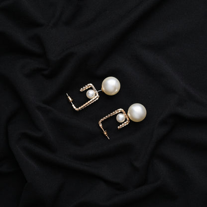 Elegant Pearl Stud Earrings with Gold Detailing (2 in 1 Design)